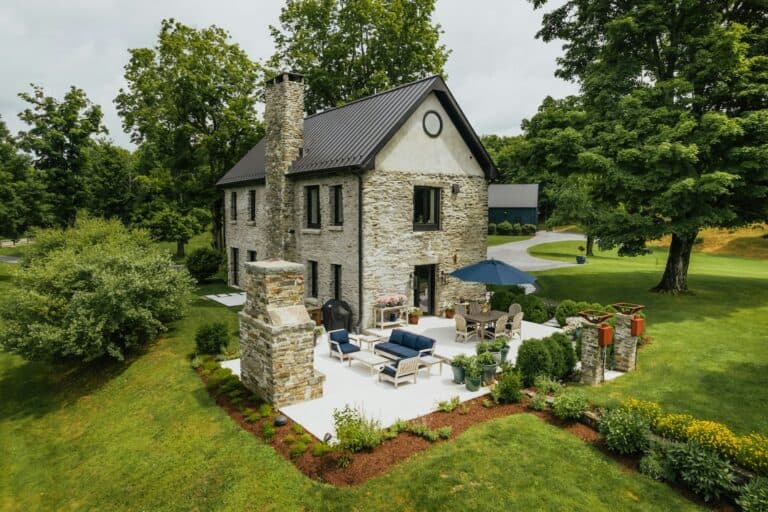 outdoor fire pit